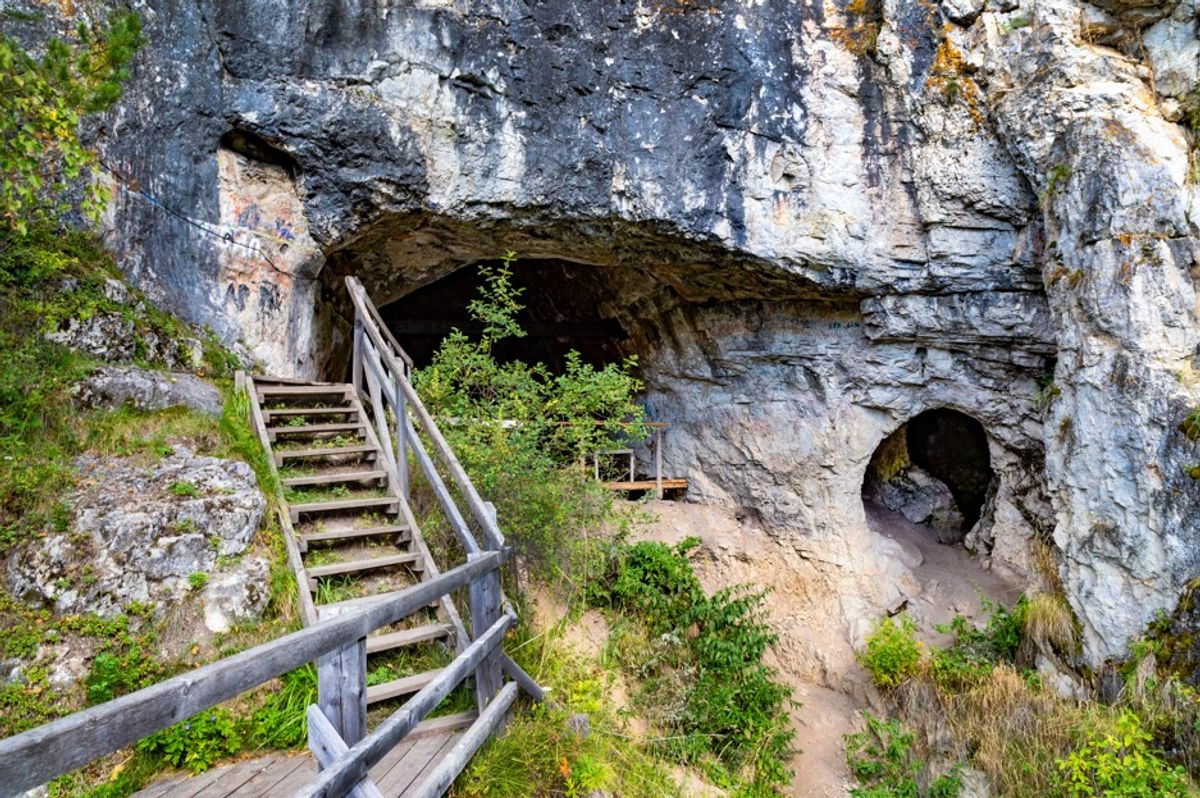 We Now Know When Denisovans, Neanderthals, And Modern Humans Inhabited Denisova Cave 8