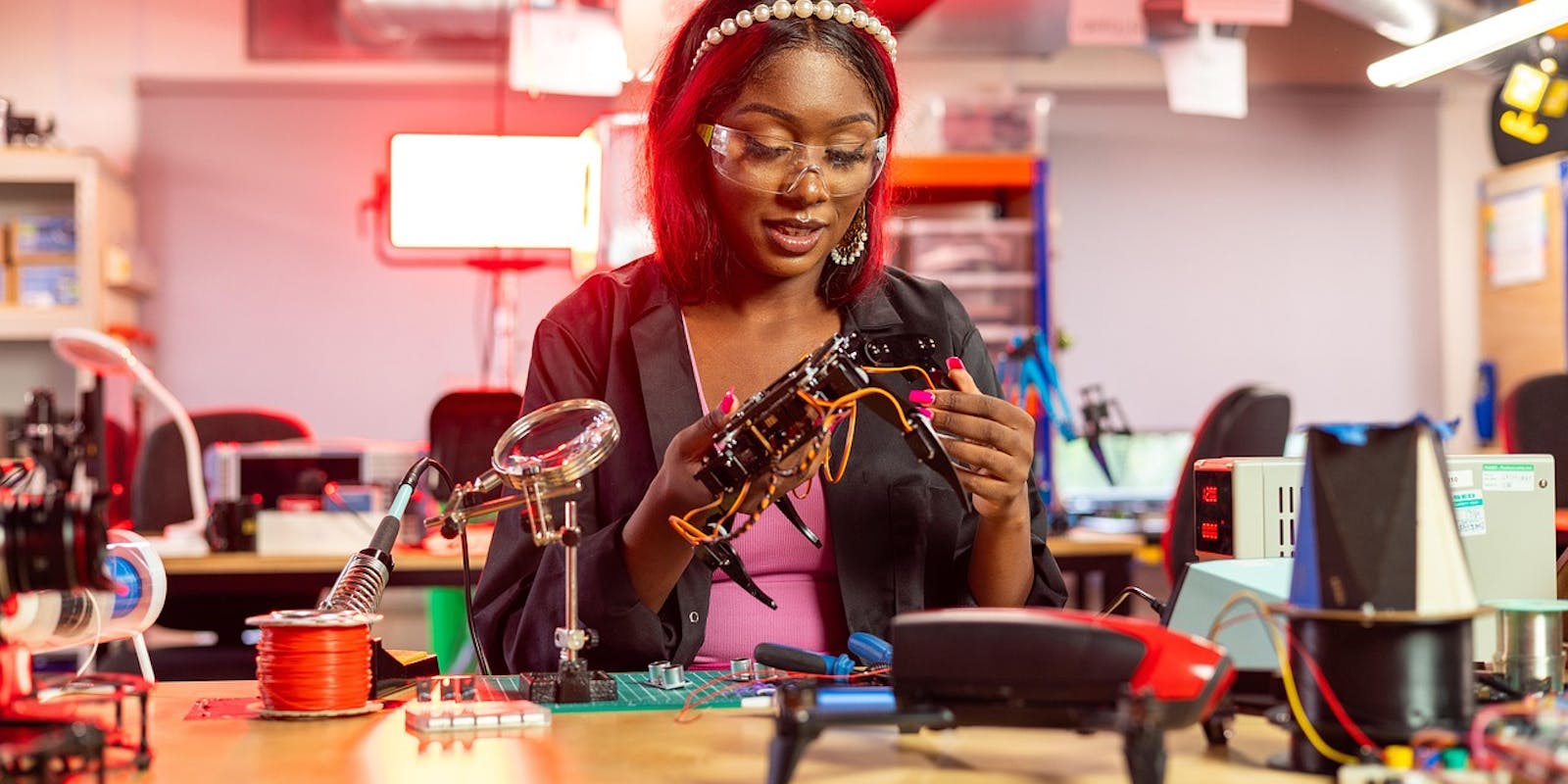 Tech Groups Have Long Encouraged Girls to Pursue STEM. Could the Anti-DEI Wave End That? 7 Tech Groups Have Long Encouraged Girls to Pursue STEM. Could the Anti-DEI Wave End That? 6