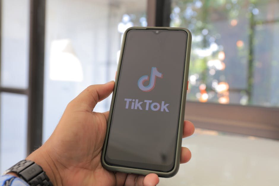 Navigating the Viral Schoolyard: Decoding TikTok Trends and Their Impact on Education 3 Navigating the Viral Schoolyard: Decoding TikTok Trends and Their Impact on Education