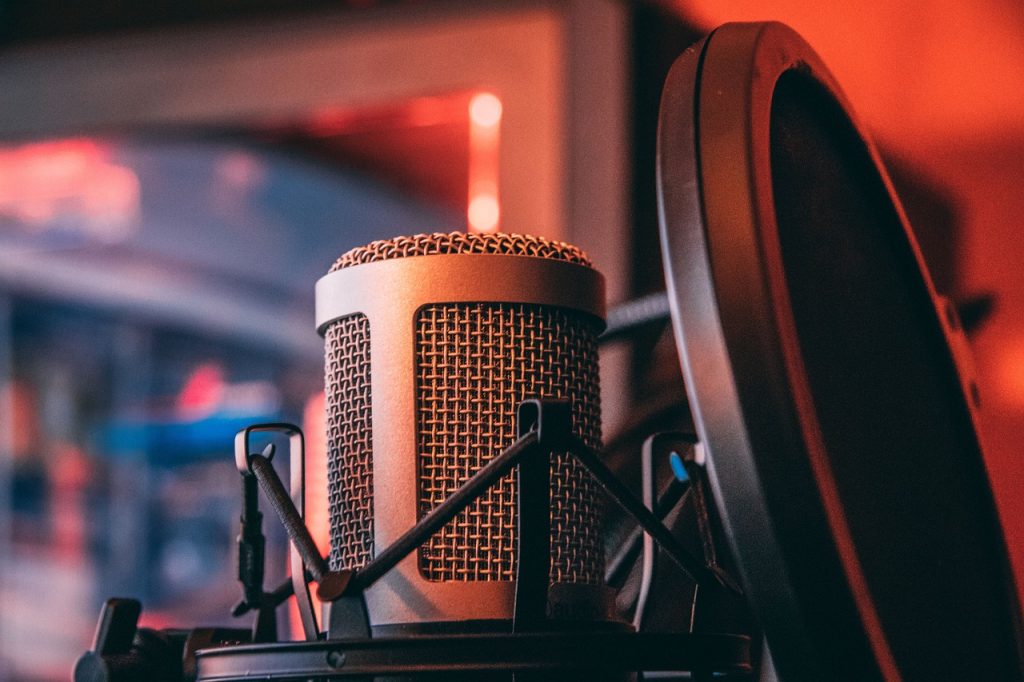 Best Free AI Voice Tools Available Right Now in 2025 3 Best Free AI Voice Tools Available Right Now in 2025